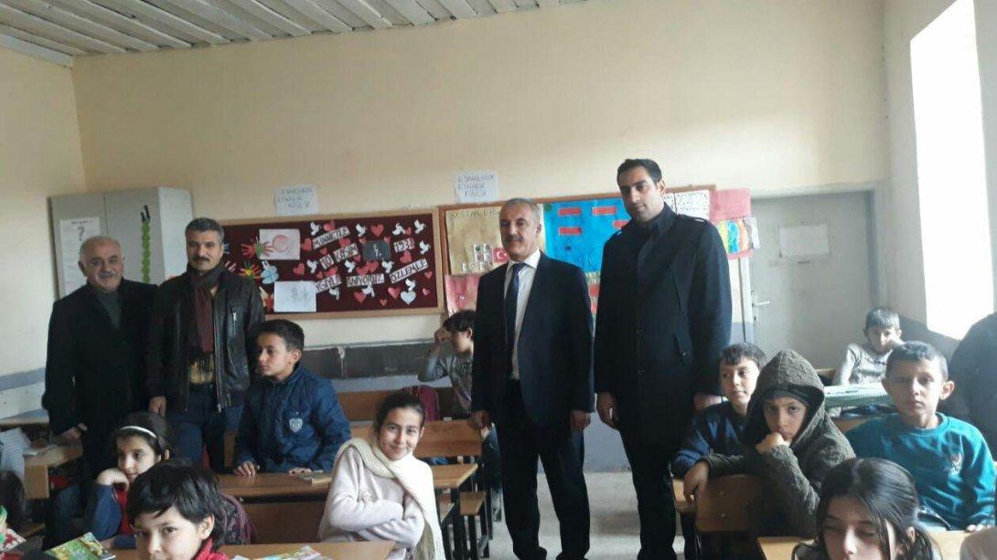 İlçe Milli Eğitim Müdürü Turan ve Bakanlık Müfettişi Özcan Karagöz Ortaokuluna Ziyarette Bulundular