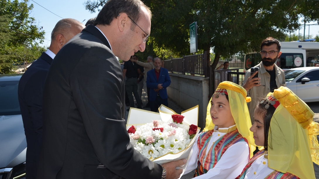 2025-2026 Eğitim Öğretim Yılı İlköğretim Haftası Kutlama Programı Gerçekleştirildi